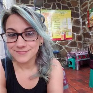 Meet your Posher, Lizette